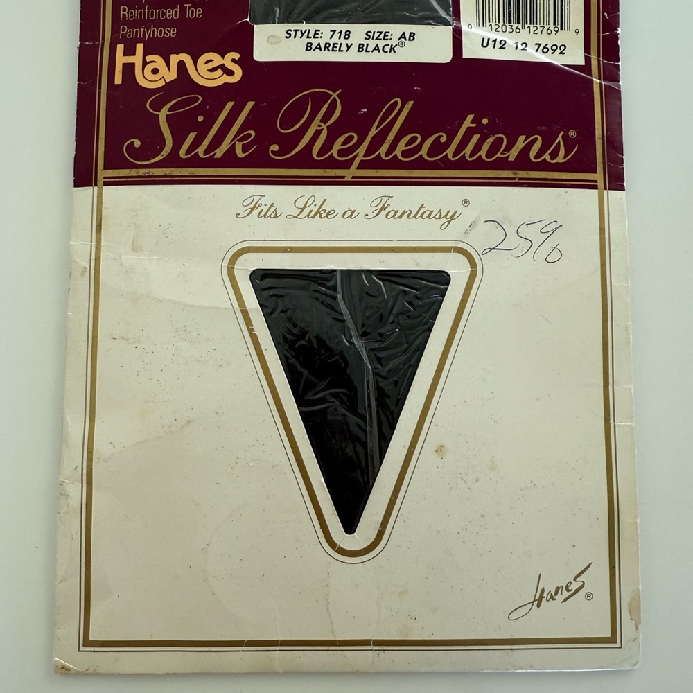 Vintage Hanes‎ Silk Reflections Pantyhose Barely Black AB Size 718 NIP 1989